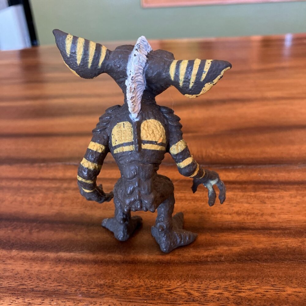1984 LJN Warner Bros 4" Evil Gremlin Stripe Figure Gremlins - Picture 5 of 7